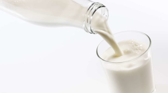 وزير التجارة يصرح: وفرة قادمة في إنتاج الحليب